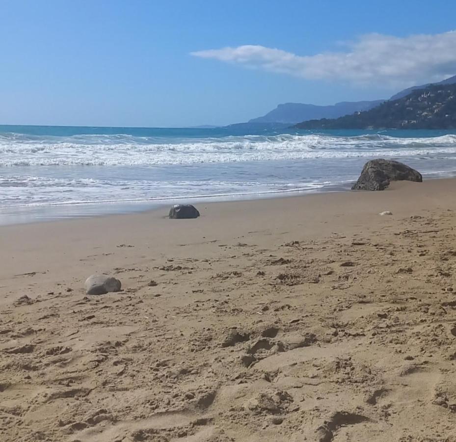 Casa Primavera Ventimiglia Kültér fotó
